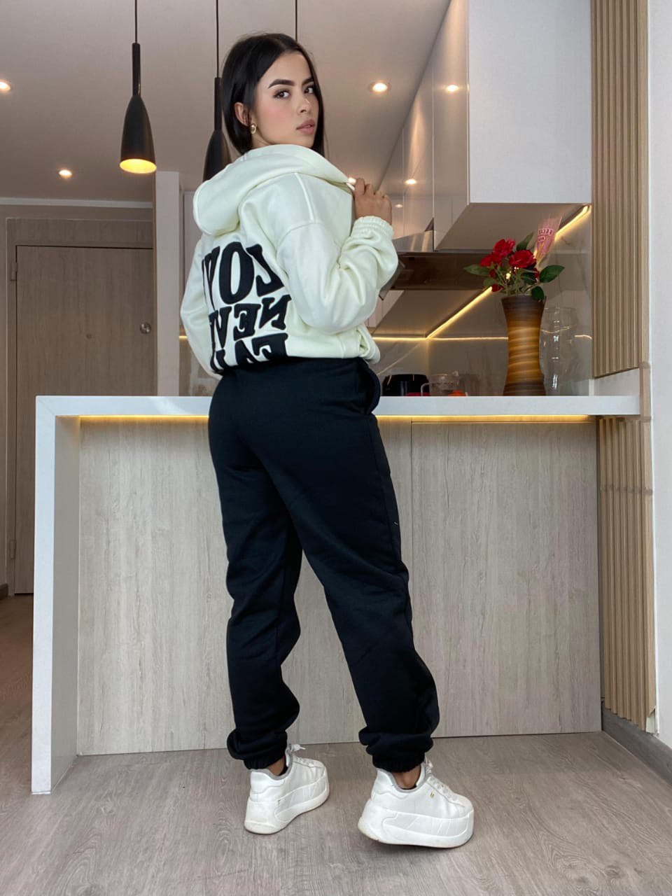 CONJUNTO DE SUDADERA LOVE