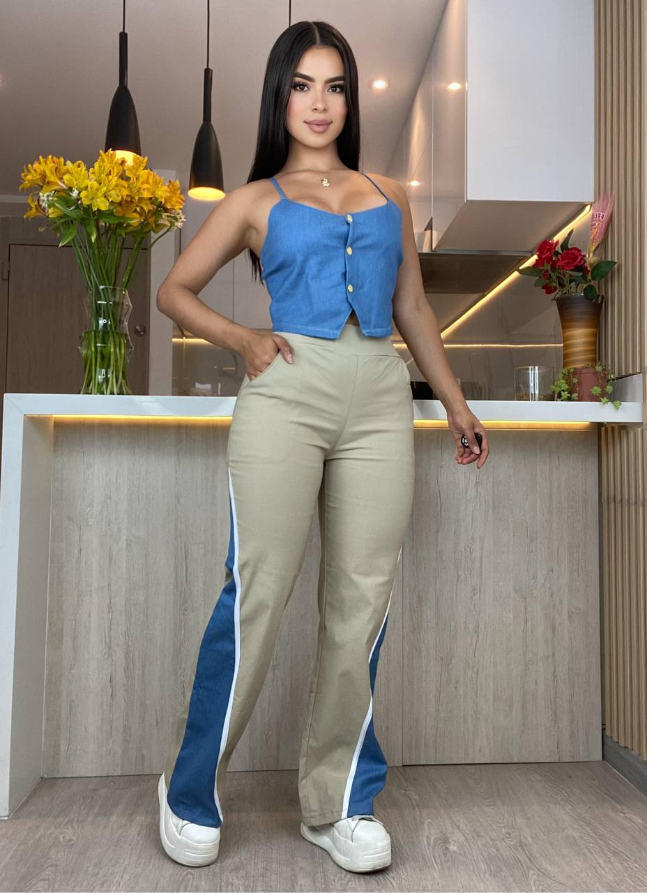 CONJUNTO PANTALÓN Y BLUSA